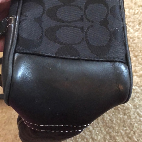 ๐คHP๐ค Black Coach Purse - Picture 6 of 7